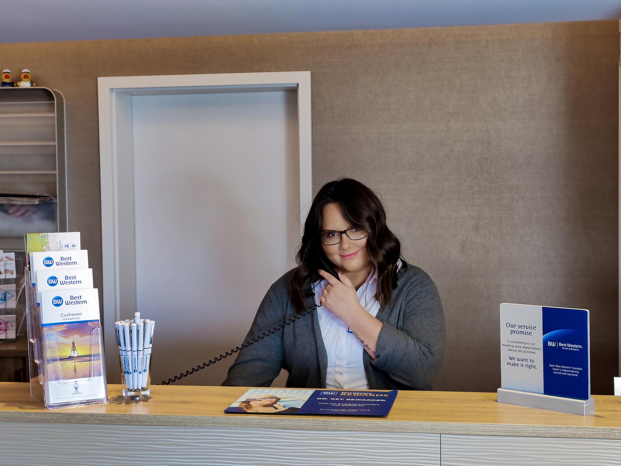 Rezeptionsmitarbeiterin